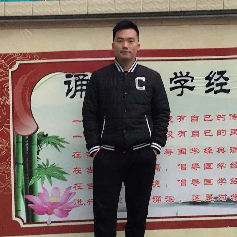 自由挽手大船的照片