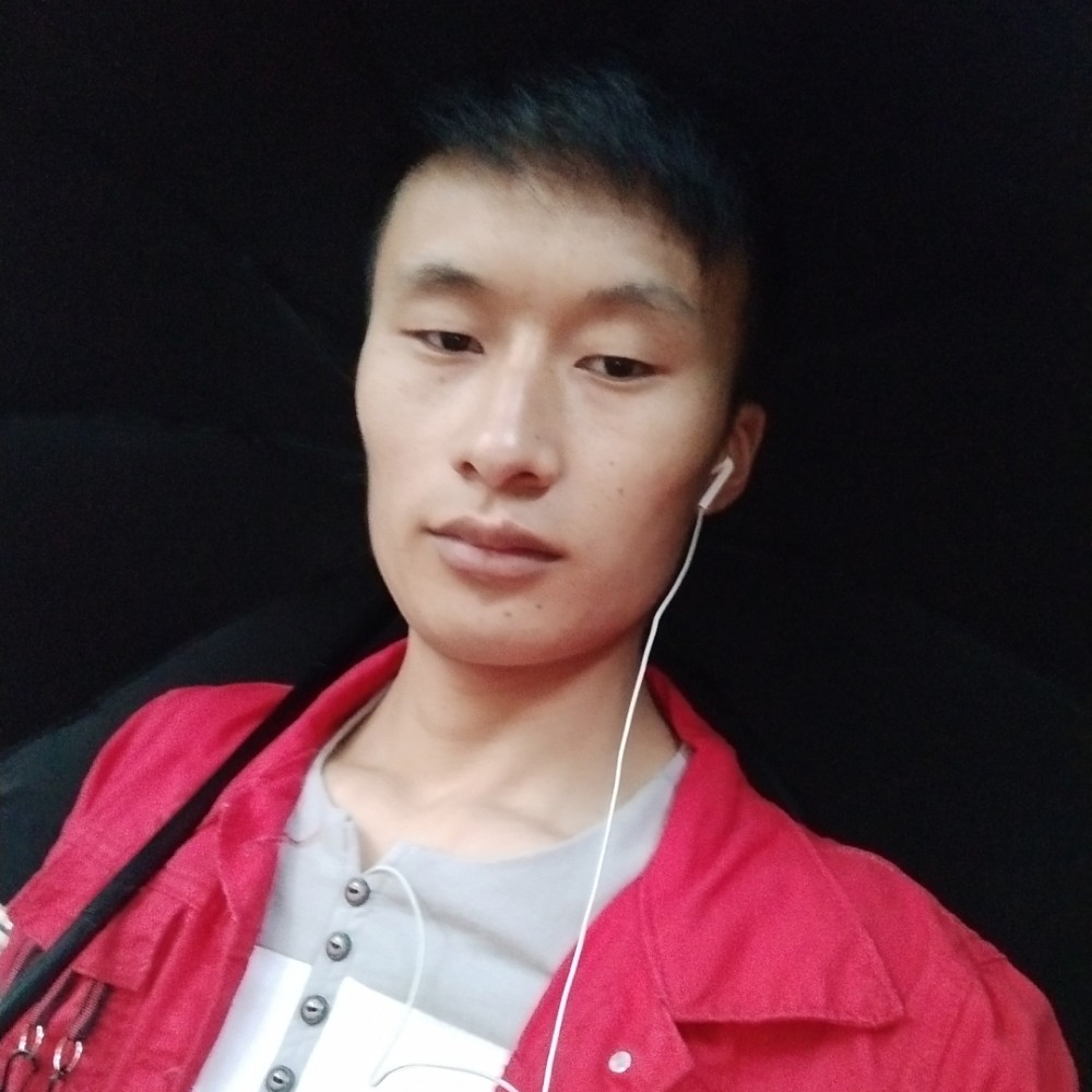 会打嗝的小可爱的照片