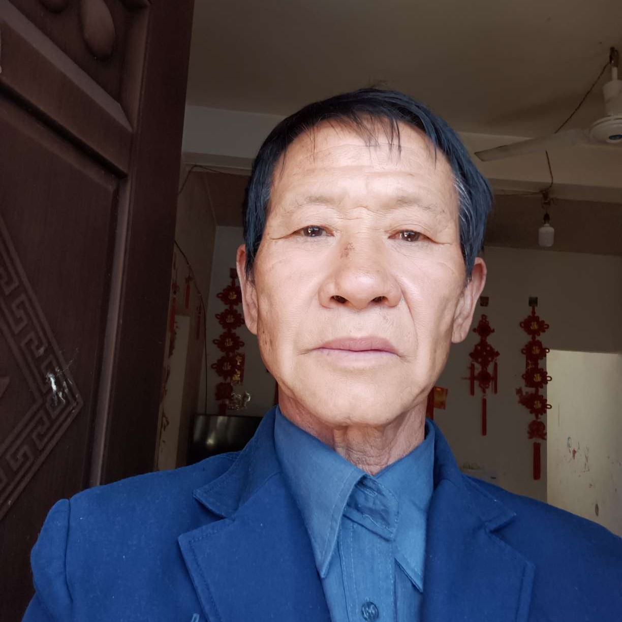 无聊倾心小白菜的照片