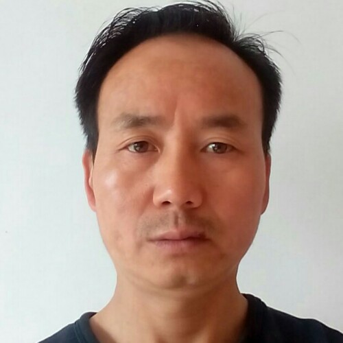 等待下一个雨季的照片