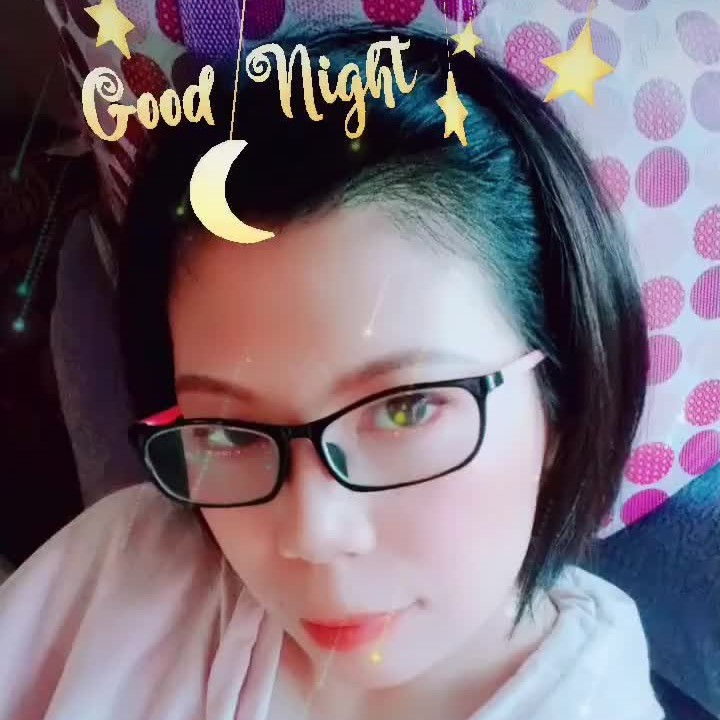 激昂等待花瓣的照片