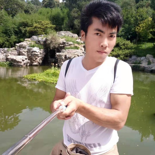 都他妈滚犊子的照片