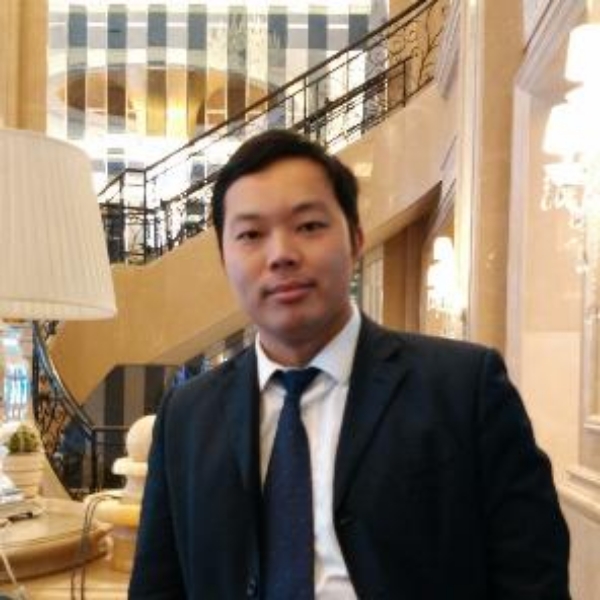 平常冰淇淋的照片