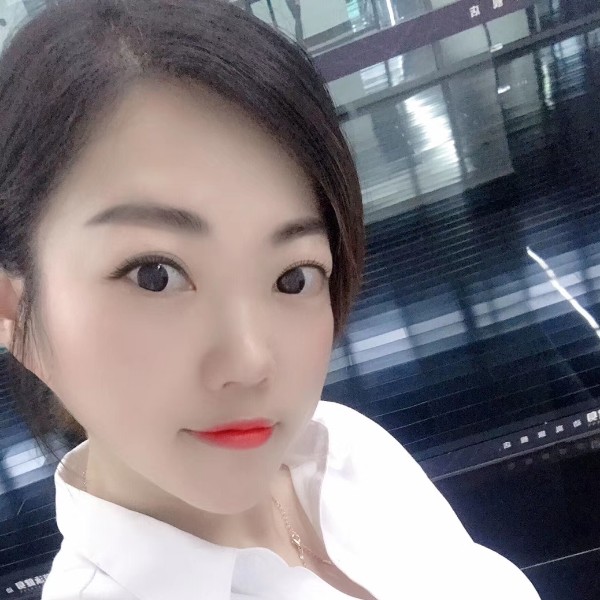 等待凝眸鲜花的照片
