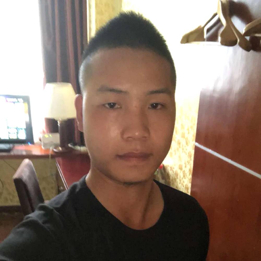 寻找着幸福的照片