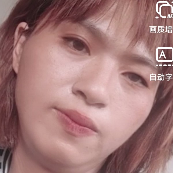 朴素踢招牌的照片