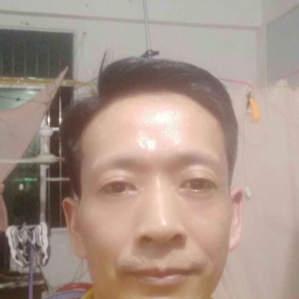 苦而不言，笑而不的照片