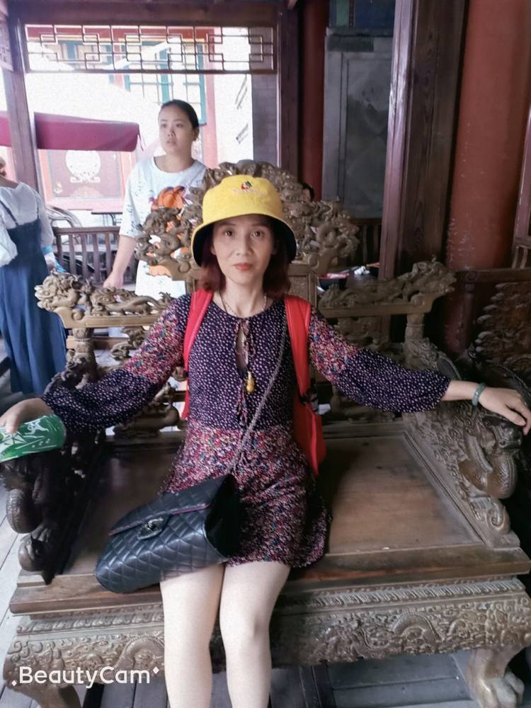 58岁离异女征婚照片(id:4058091)_福建厦门征婚交友_我主良缘网