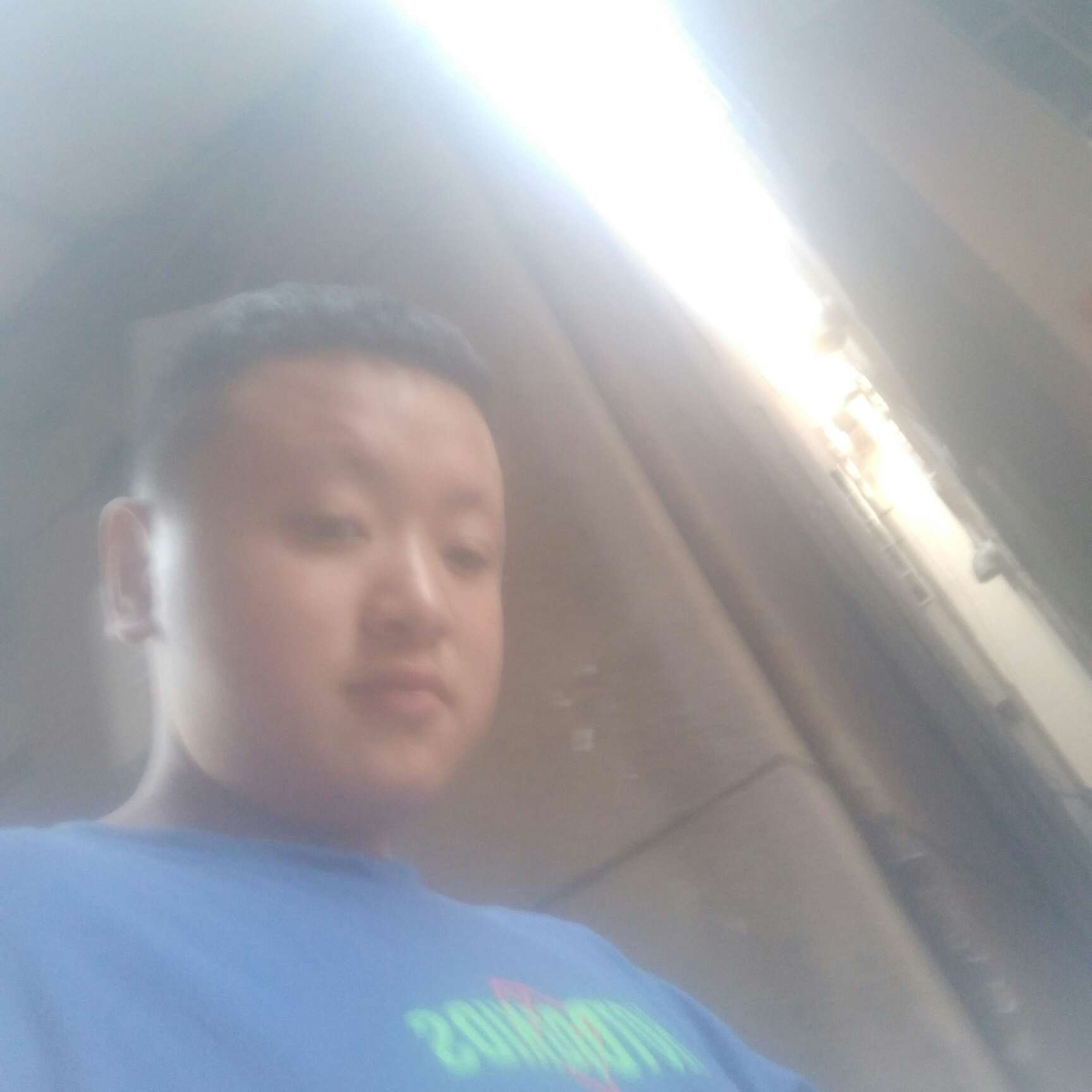 满意闻绝恋的照片