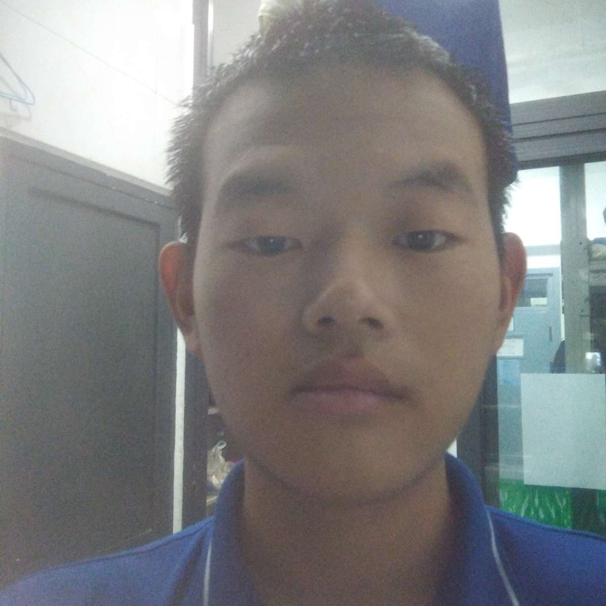 面瘫直男的照片