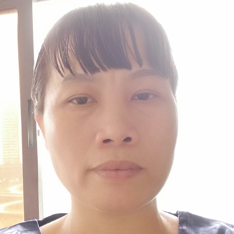 春天回眸苹果的照片