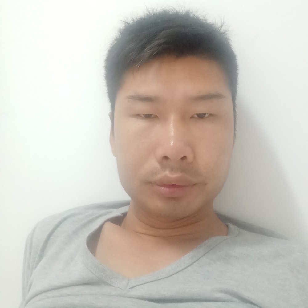 无聊小伙的照片