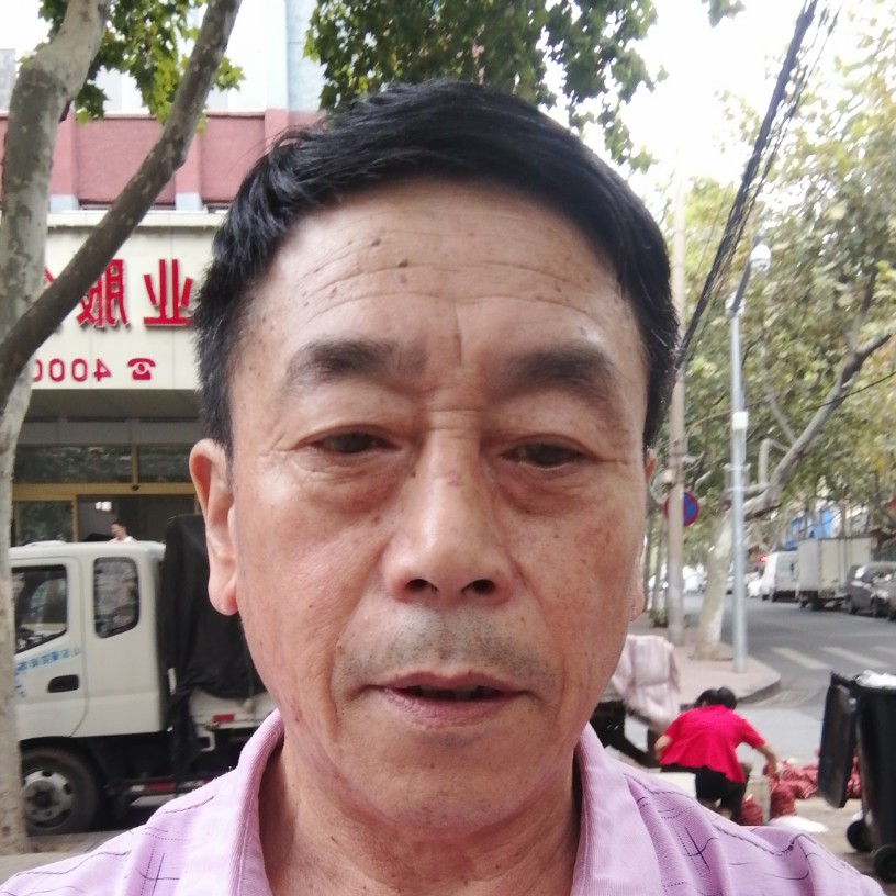 斯文請超短裙的照片