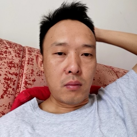 落寂迎凉面.的照片