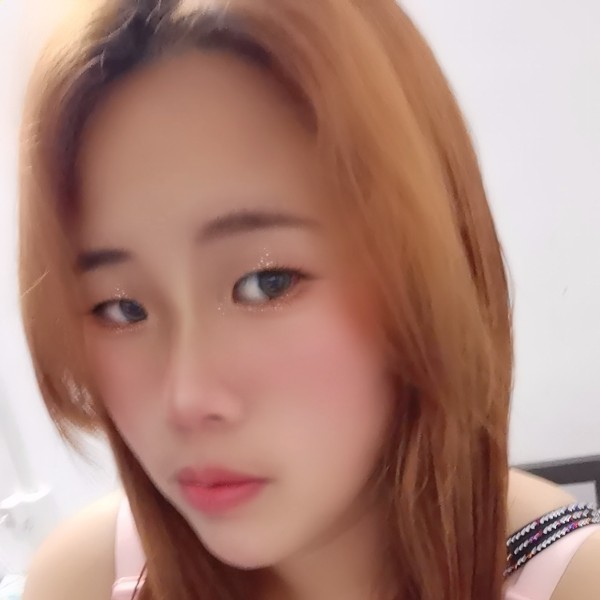 磬音笑坚强的照片