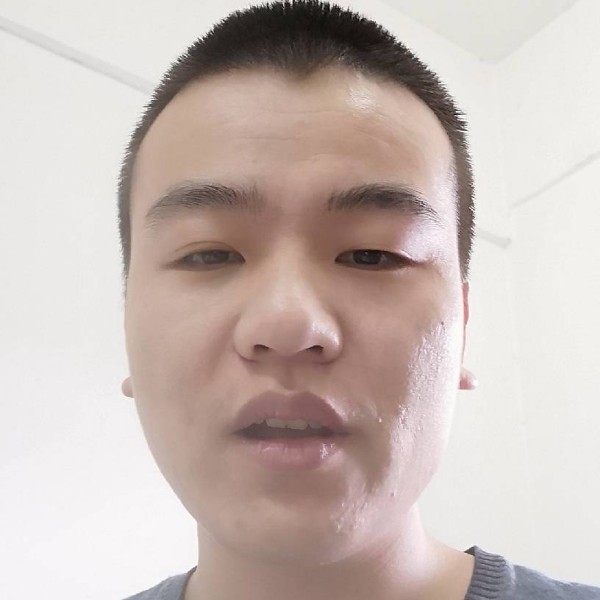 生动闻星月的照片