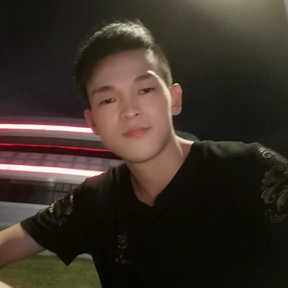 迷路回眸溪流的照片