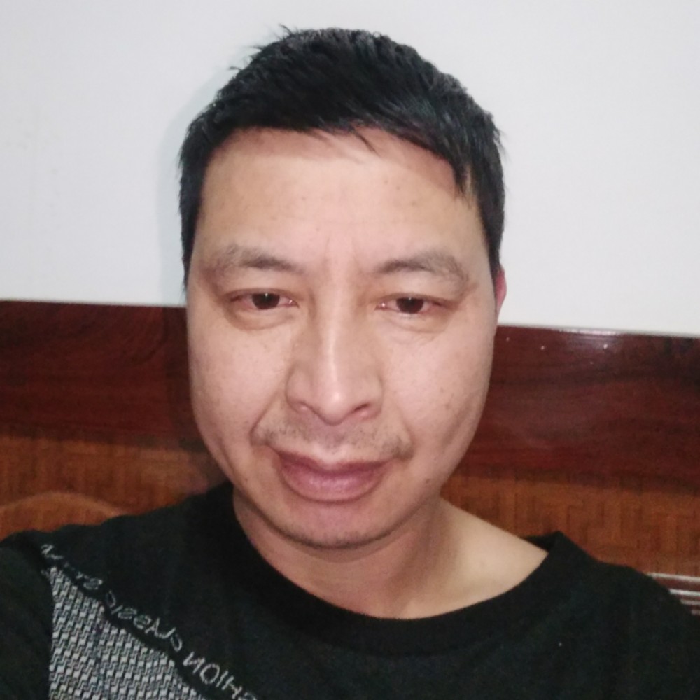辉辉达达的照片