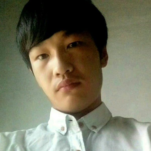 永不堕落的烟火的照片