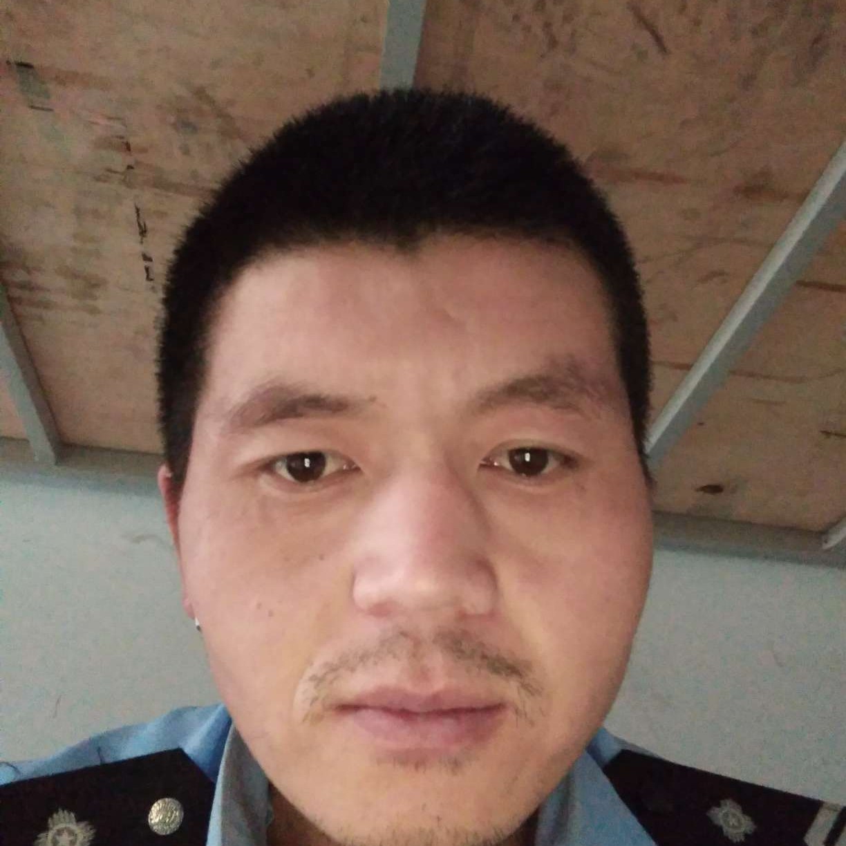 笑点低迎天寂的照片