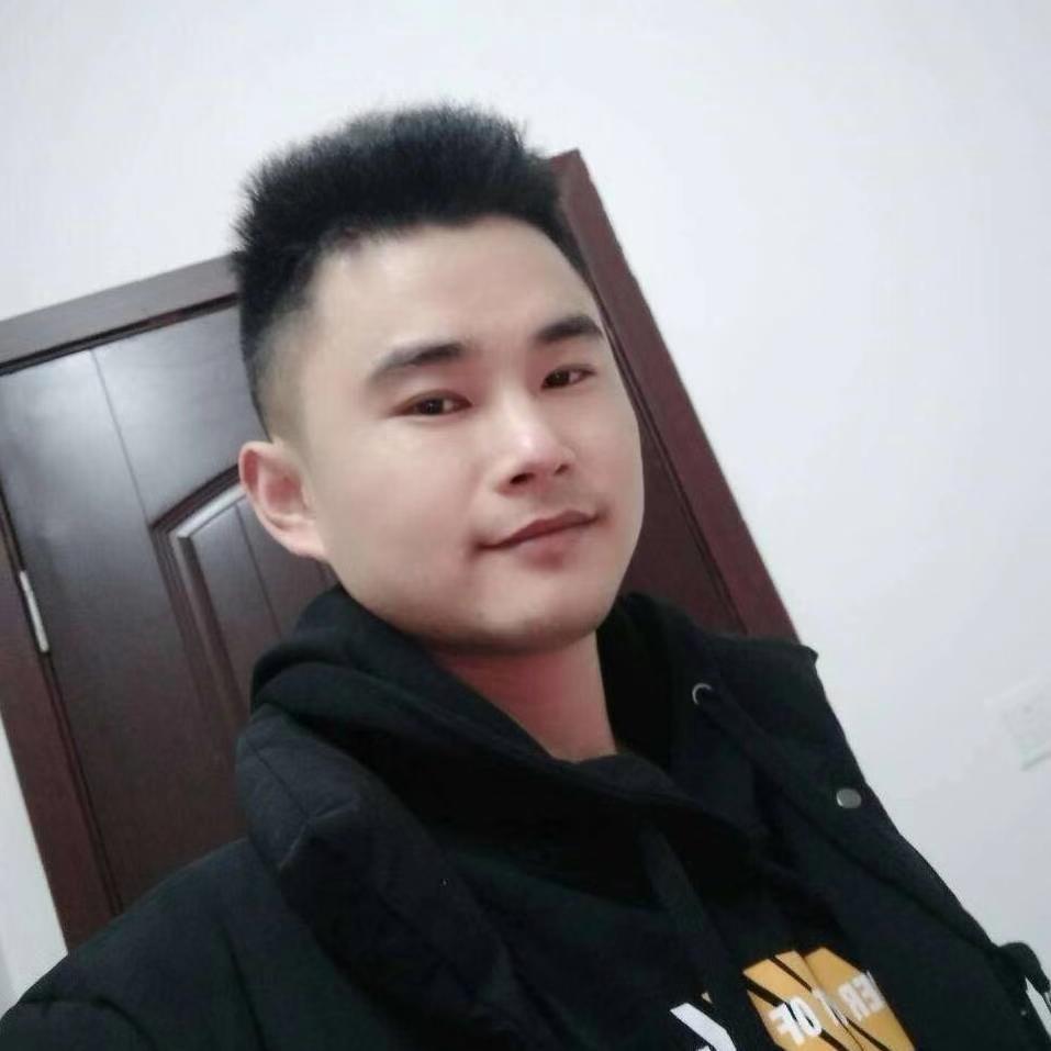 黄乾的照片