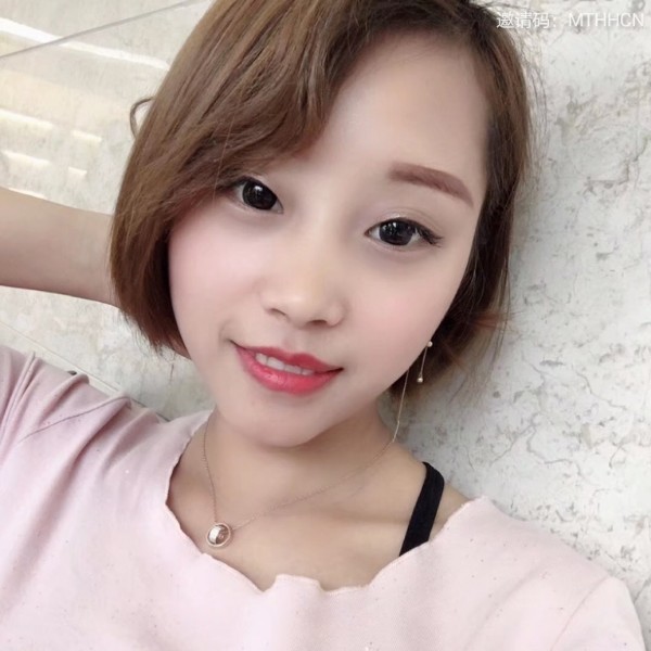 喵喵小可爱哈的照片