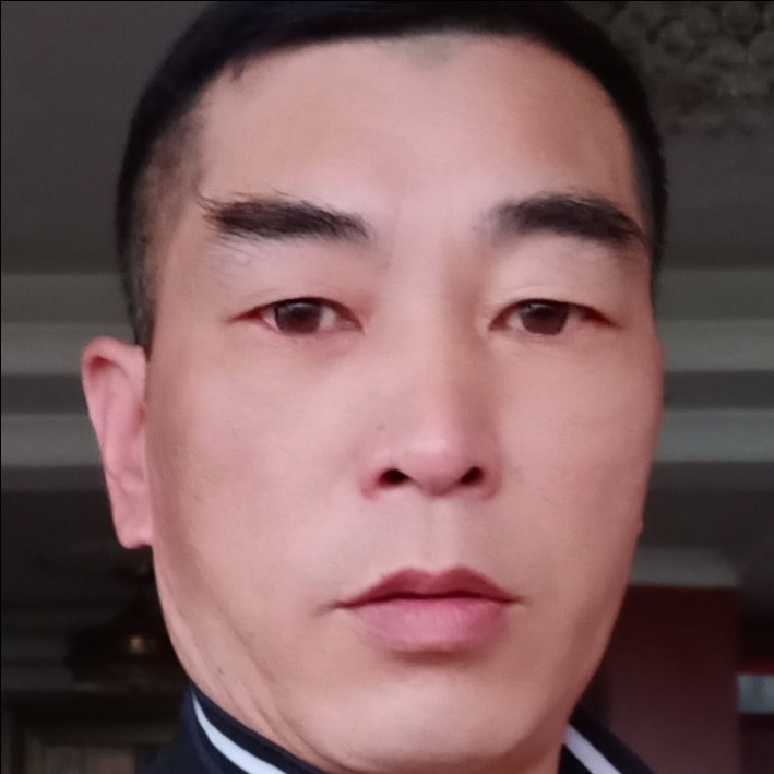 赵栋梁的照片