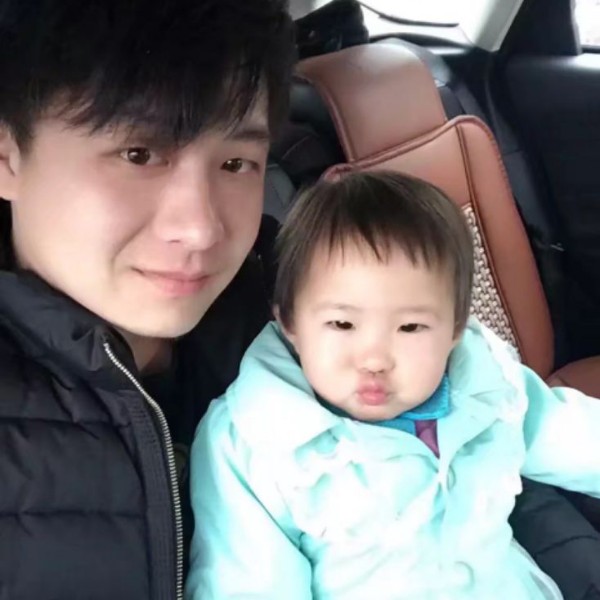 乀逗比奶爸的照片
