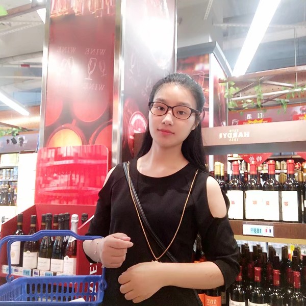 欧嗯嗯的照片