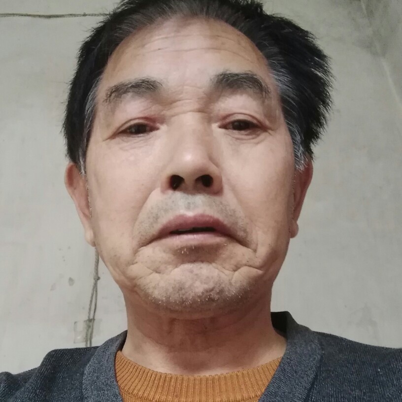 真淳泪了红玫瑰的照片