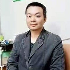 晚秋的海的照片