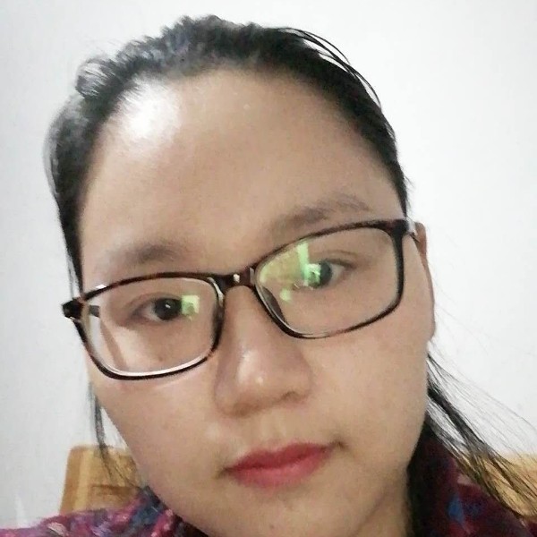 端庄若溪的照片