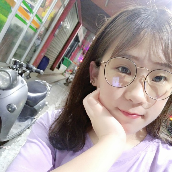 有趣的灵魂在游荡的照片