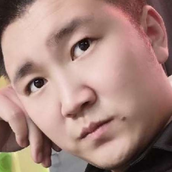 爱撸铁的胖子的照片