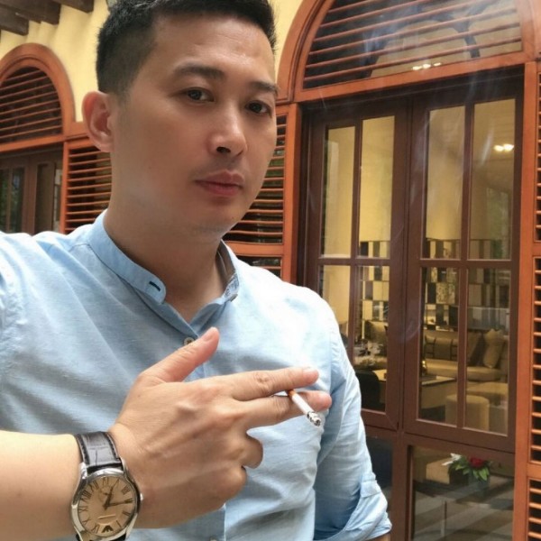 相望不相闻的照片