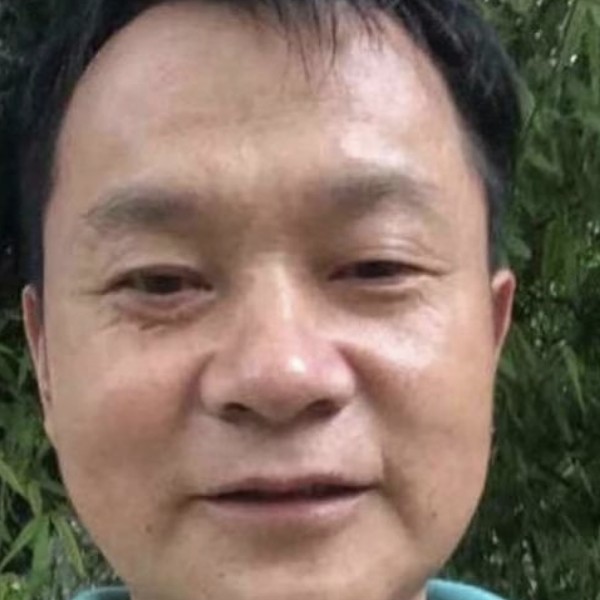 凉面用迷茫的照片