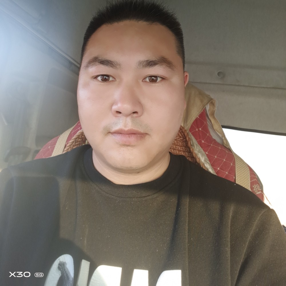 成就邂逅黑猫的照片