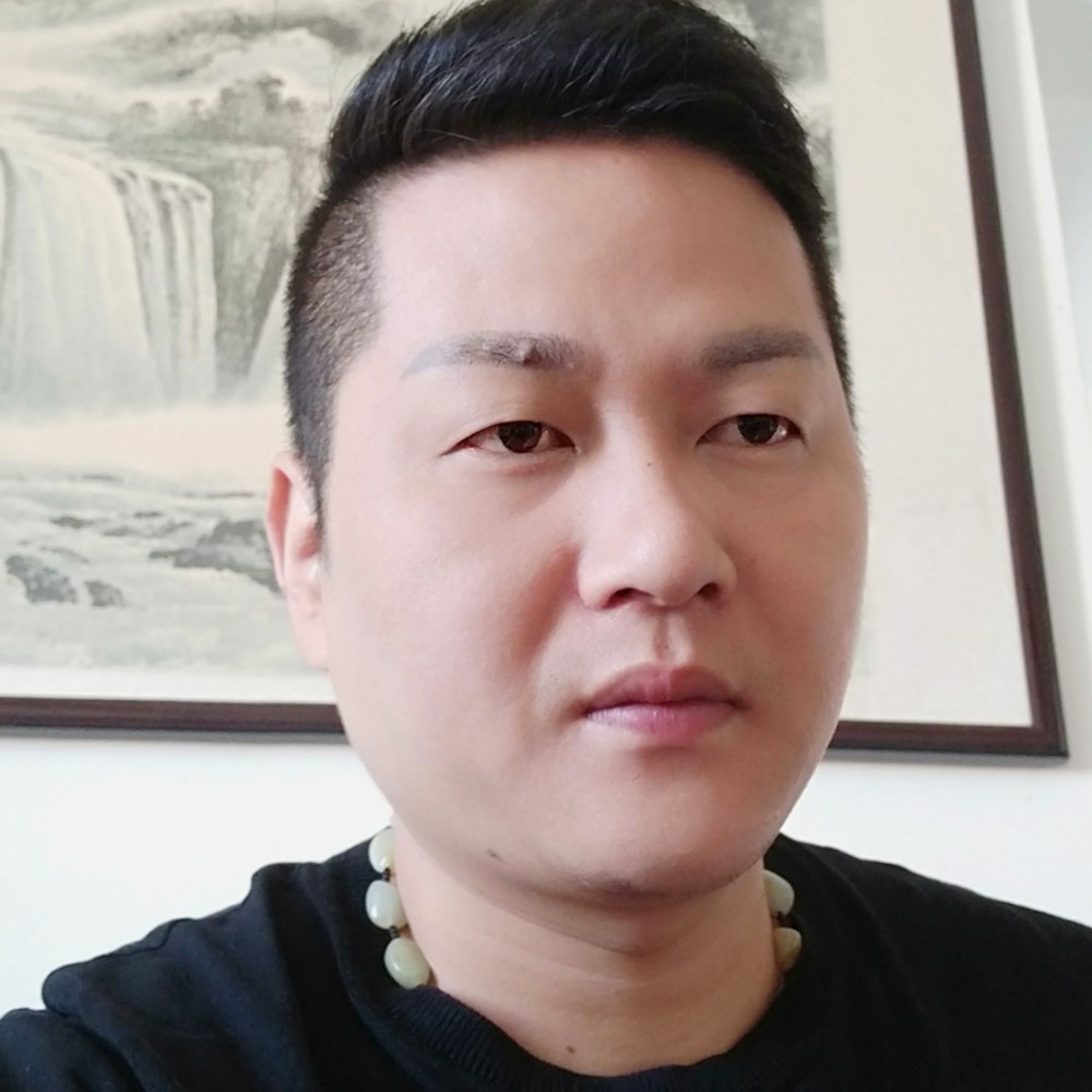 你的肩膀的照片