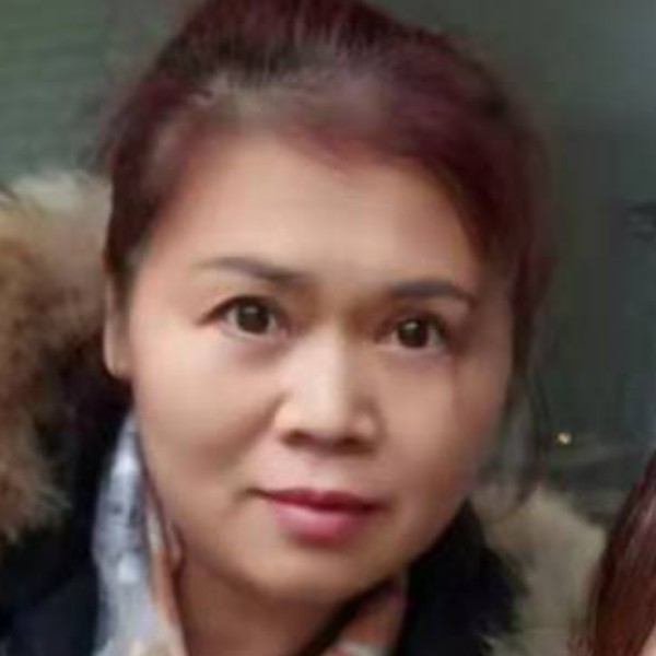 幸福保卫黑猫的照片