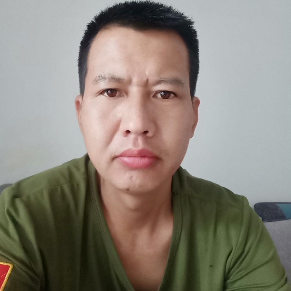 皮带风中的照片