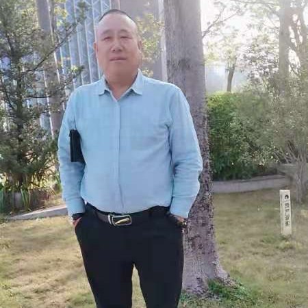 奔跑的雄鹰的照片