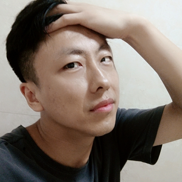 AaronLee的照片