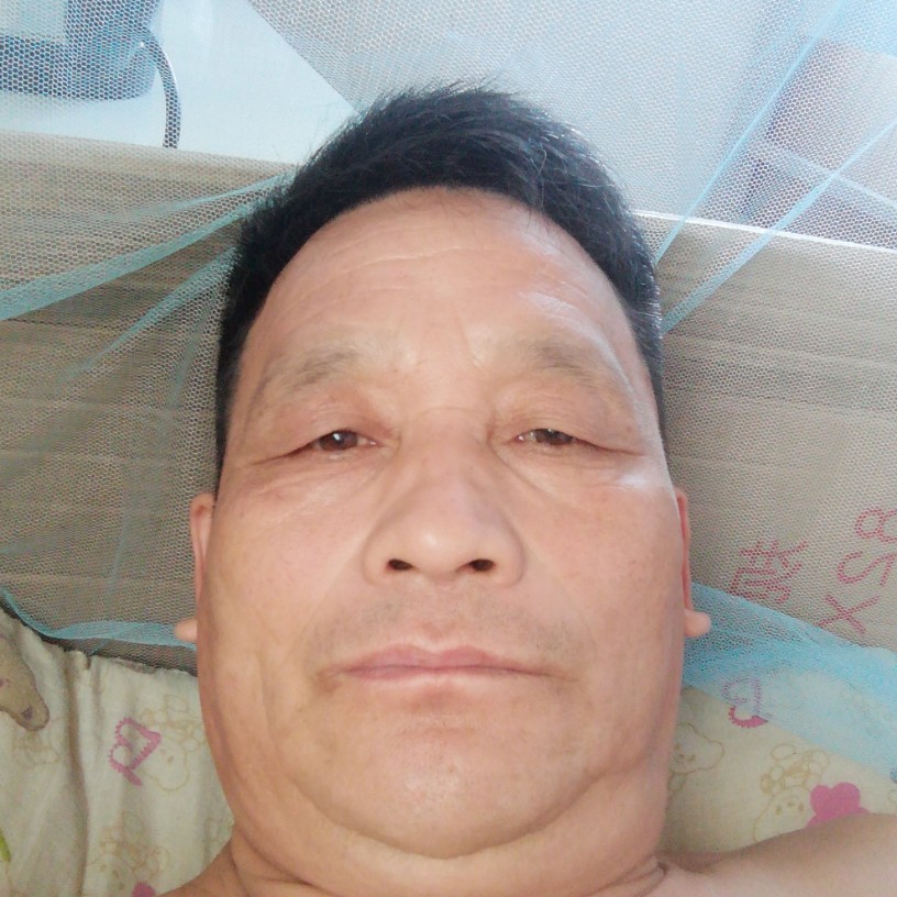 羞涩方毛豆的照片