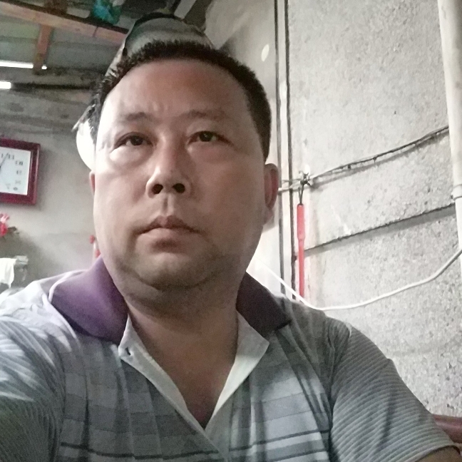 会撒娇墨镜的照片