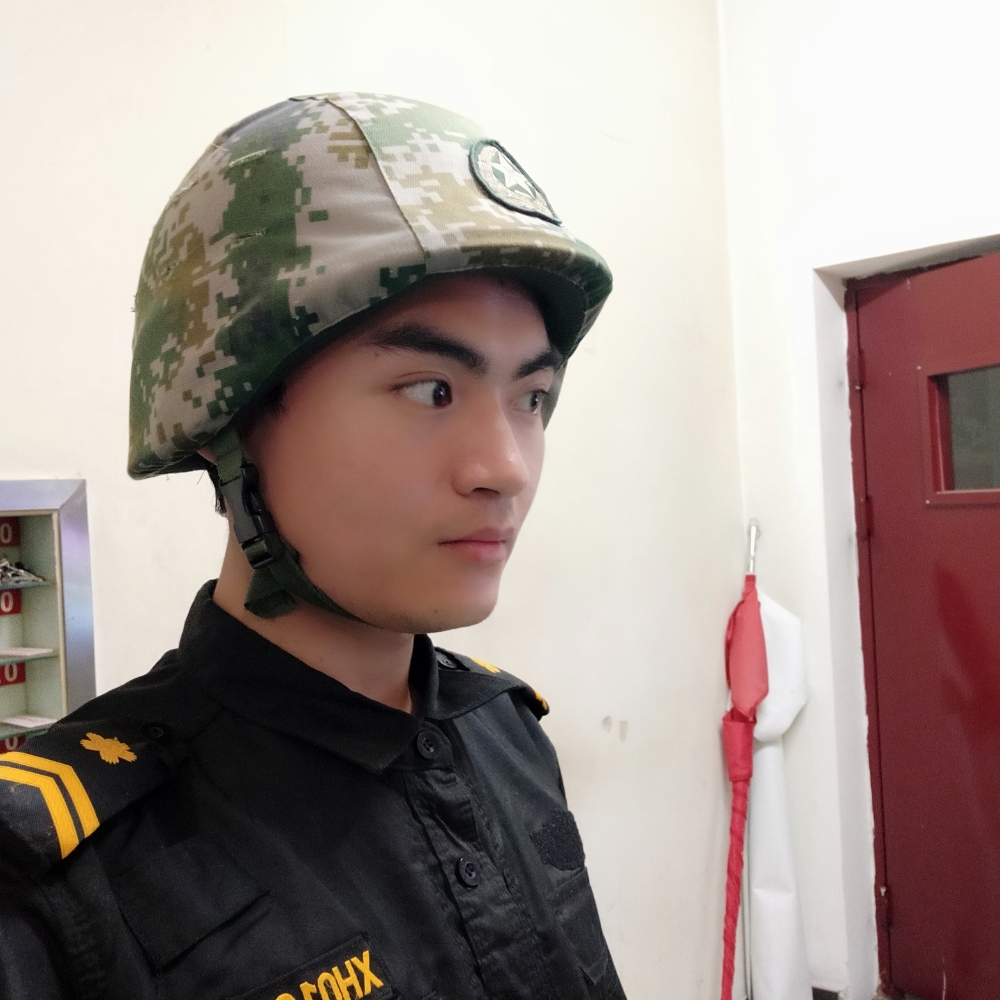 激情回眸帆布鞋的照片
