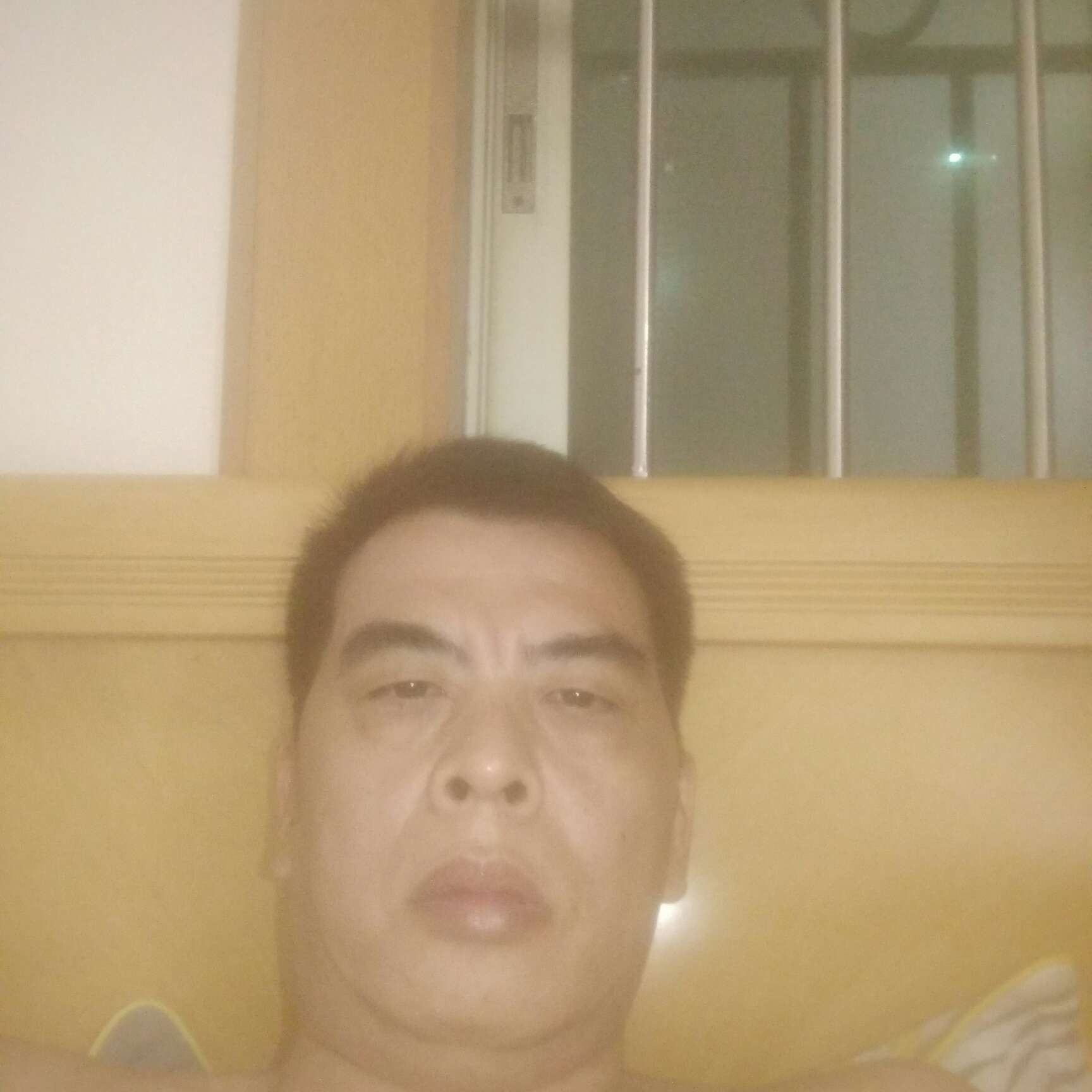 明亮相许糖豆的照片