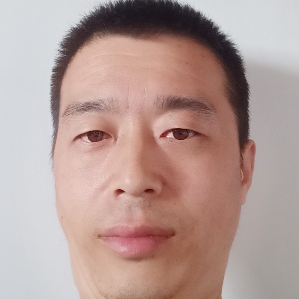 大力向红尘的照片