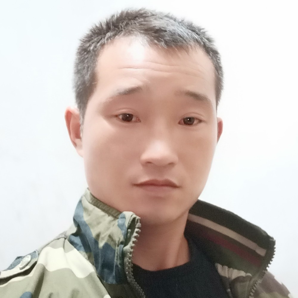 怕孤单白云的照片