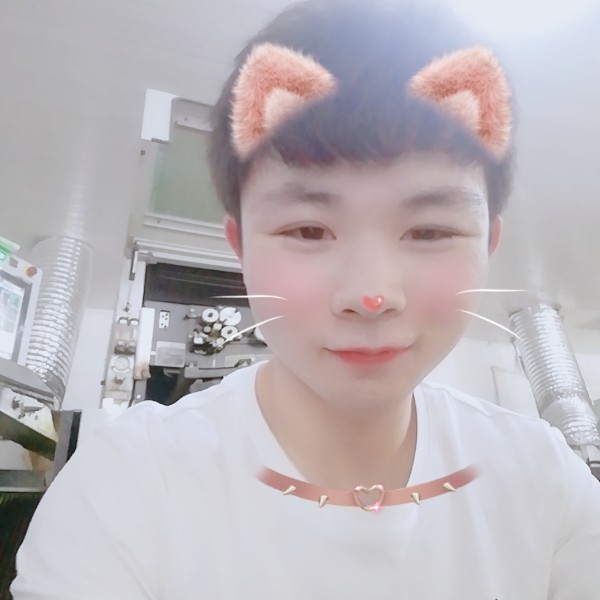 花生挽手碧蓝的照片