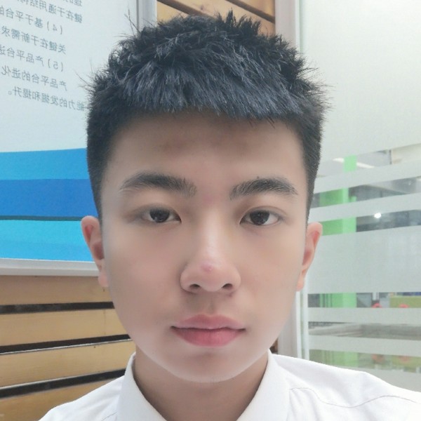 彪壮保卫棒棒糖的照片